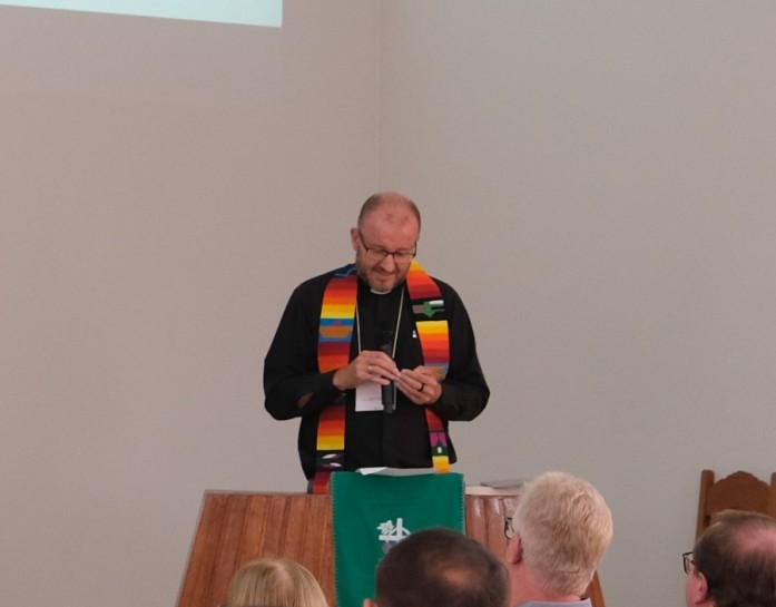 Rev. Einar Tjelle