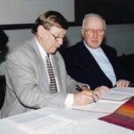 Assinatura conjunta em Brasília - Cerimônia do CONIC - Pastor  Huberto Kirchheim e Bispo Dom Jayme Chemello