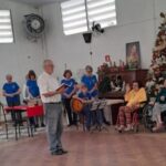 Foto de celebração de Advento no Asilo da Velhice